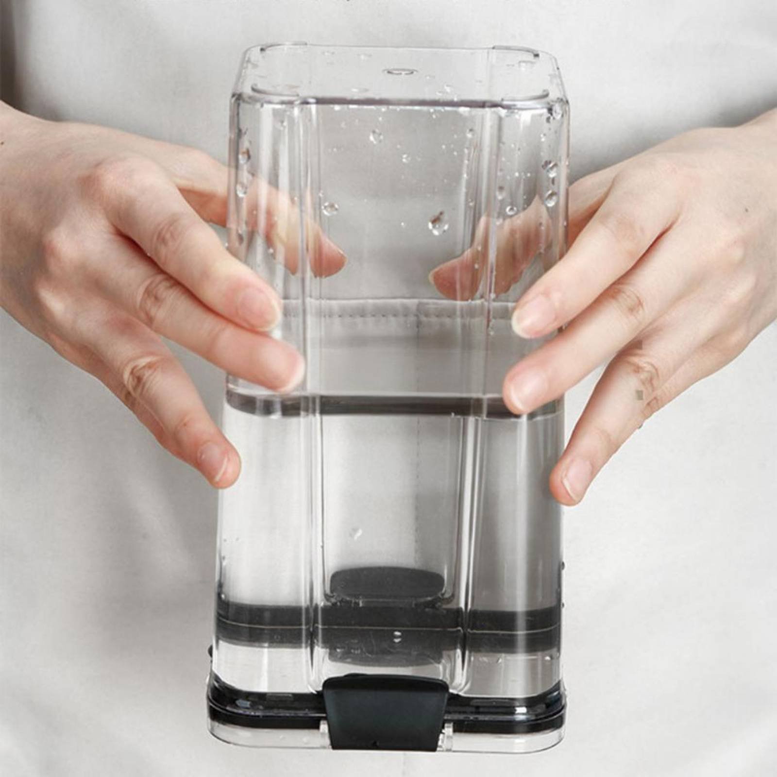 حاوية تخزين طعام محكمة الإغلاق - مراجعة Food Storage Canister وسعره